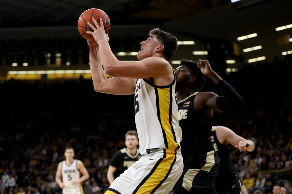 Iowa Hawkeyes forward Luka Garza (55) against the Purdue Boilermakers Tuesday, March 3, 2020 at Carver-Hawkeye Arena. (Brian Ray/hawkeyesports.com)