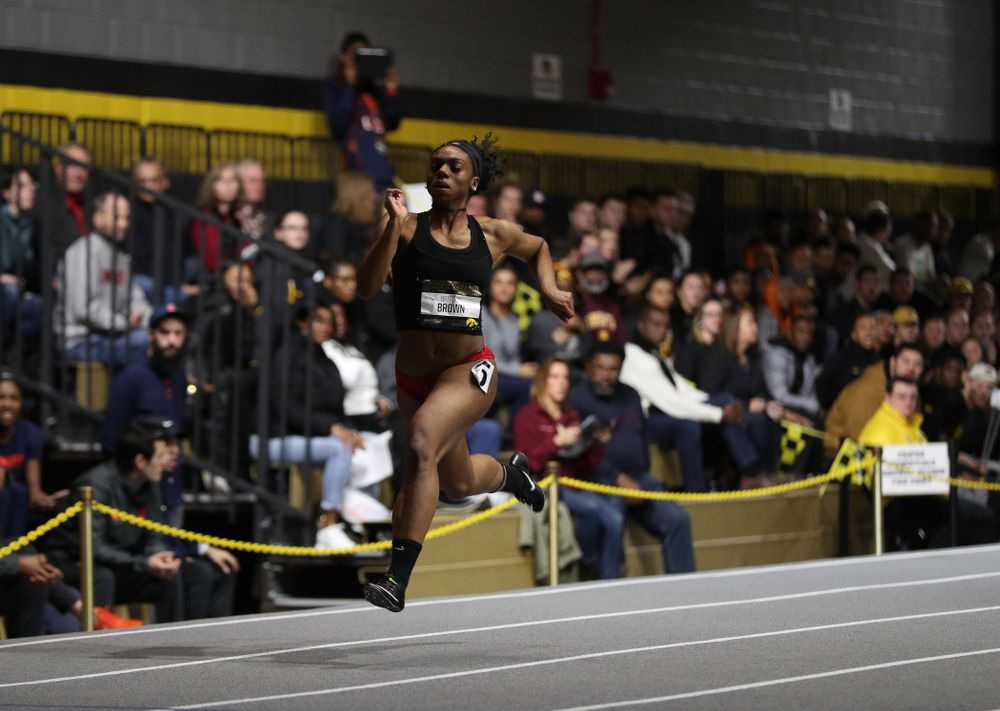 Former Hawkeye Brittany Brown runs the 300 meter premier during the 2019 Larry Wieczorek Invitational Friday, January 18, 2019 at the Hawkeye Tennis and Recreation Center. (Brian Ray/hawkeyesports.com)