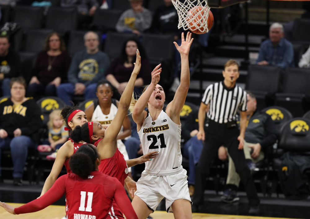 Iowa Hawkeyes forward Hannah Stewart (21) against the Wisconsin Badgers Monday, January 7, 2019 at Carver-Hawkeye Arena. (Brian Ray/hawkeyesports.com)