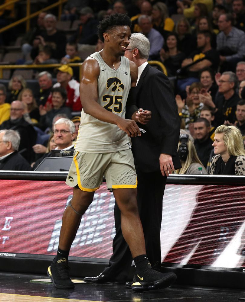 Iowa Hawkeyes forward Tyler Cook (25) and head coach Fran McCaffery against the Nebraska Cornhuskers Sunday, January 6, 2019 at Carver-Hawkeye Arena. (Brian Ray/hawkeyesports.com)
