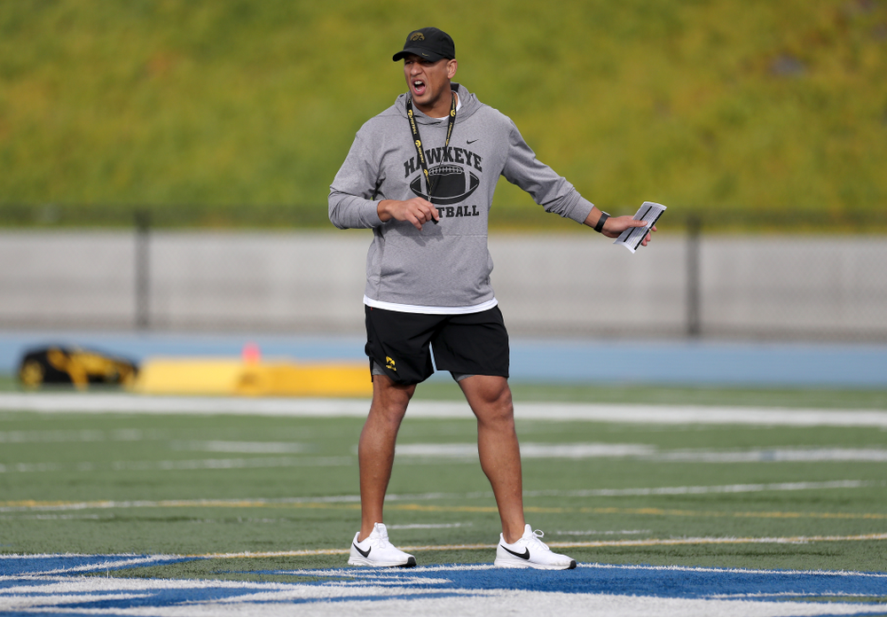 Iowa Hawkeyes special teams coordinator LeVar Woods runs a drill during Holiday Bowl Practice No. 3 Tuesday, December 24, 2019 at San Diego Mesa College. (Brian Ray/hawkeyesports.com)