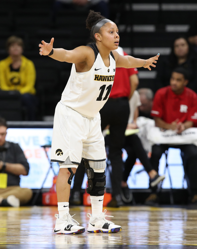 Iowa Hawkeyes guard Tania Davis (11) against the Rutgers Scarlet Knights Wednesday, January 23, 2019 at Carver-Hawkeye Arena. (Brian Ray/hawkeyesports.com)