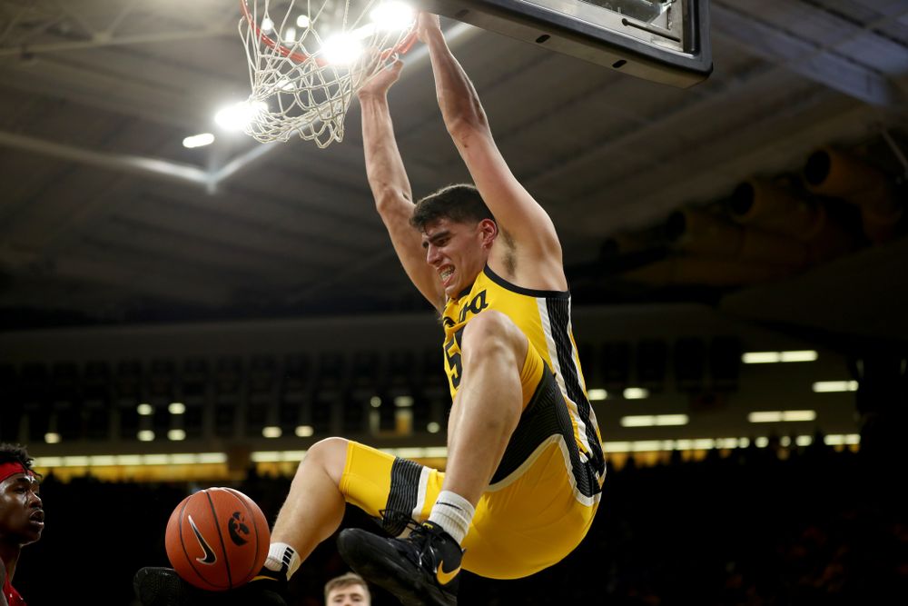 Iowa Hawkeyes forward Luka Garza (55) dunks the ball against the Nebraska Cornhuskers Saturday, February 8, 2020 at Carver-Hawkeye Arena. (Brian Ray/hawkeyesports.com)