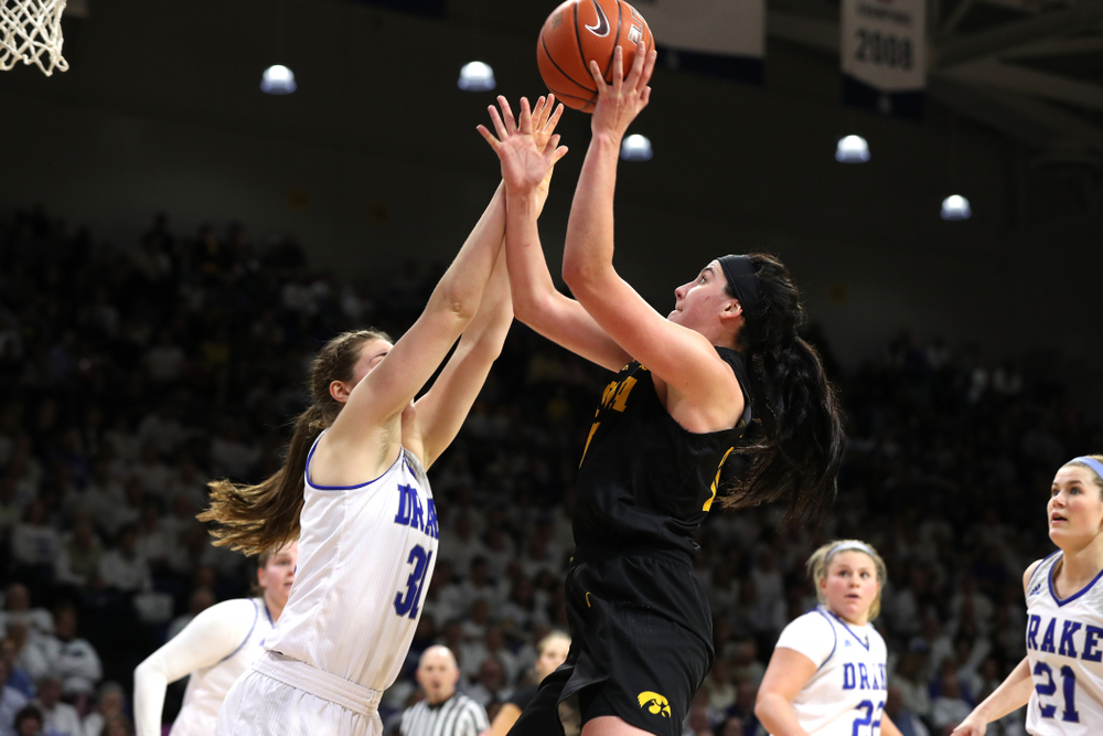Iowa Hawkeyes forward Megan Gustafson (10) against the Drake Bulldogs Friday, December 21, 2018 at the Knapp Center in Des Moines. (Brian Ray/hawkeyesports.com)