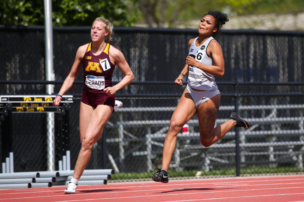 Iowa's Tria Simmons runs during the women's 200-meter dash at the Big Ten Outdoor Track and Field Championships at Francis X. Cretzmeyer Track on Friday, May 10, 2019. (Lily Smith/hawkeyesports.com)
