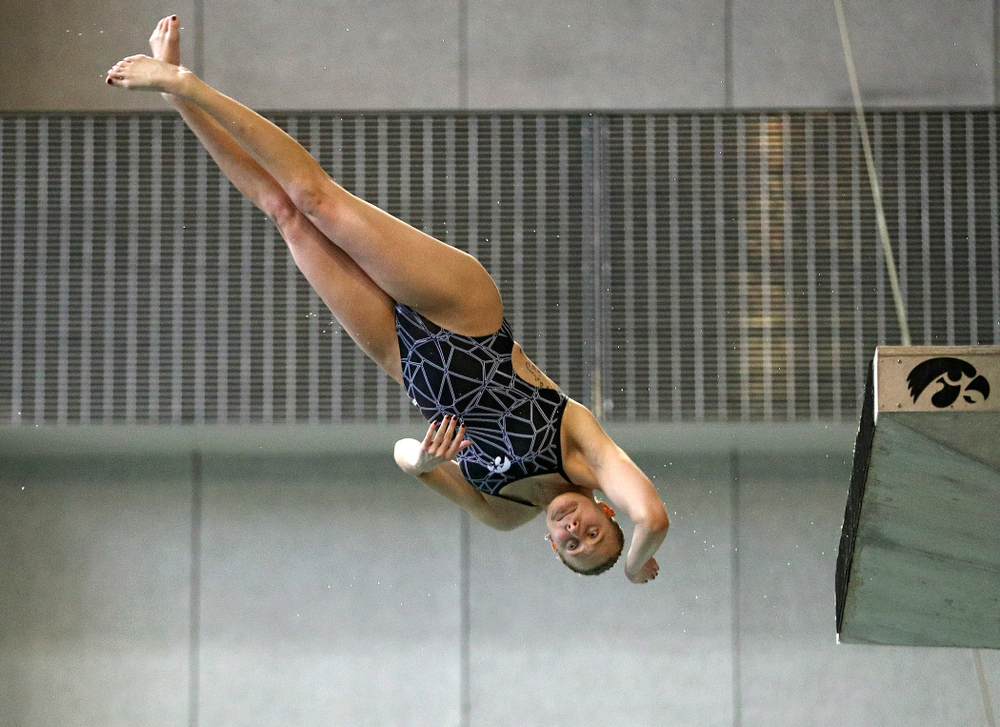 Iowa’s Samantha Tamborski competes in the women’s platform diving preliminary event during the 2020 Women’s Big Ten Swimming and Diving Championships at the Campus Recreation and Wellness Center in Iowa City on Saturday, February 22, 2020. (Stephen Mally/hawkeyesports.com)