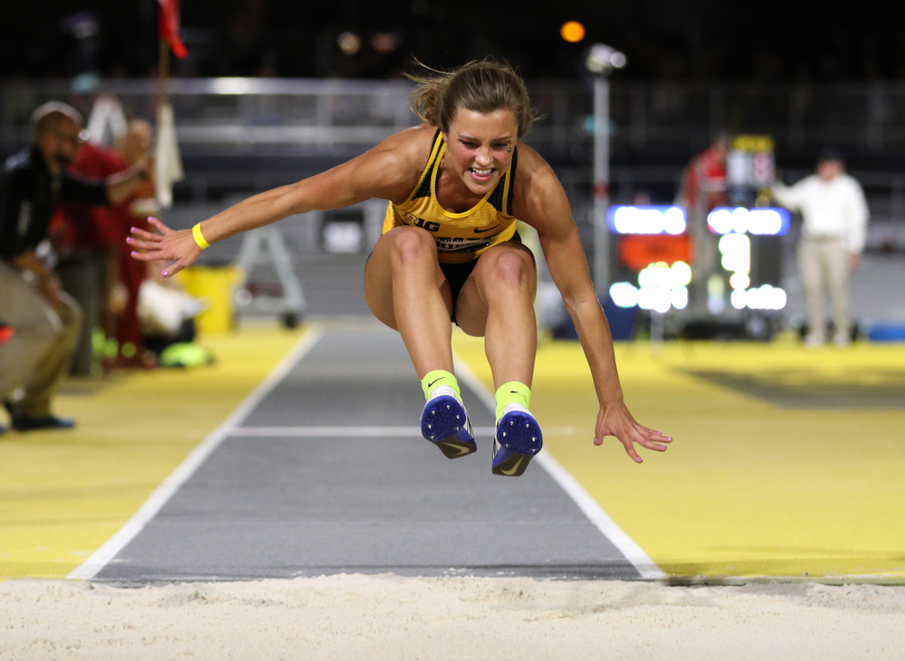 Iowa's Hannah Schilb competes in the triple jump during the Jimmy Grant Invitational Saturday, December 8, 2018 at the Recreation Building. (Brian Ray/hawkeyesports.com)