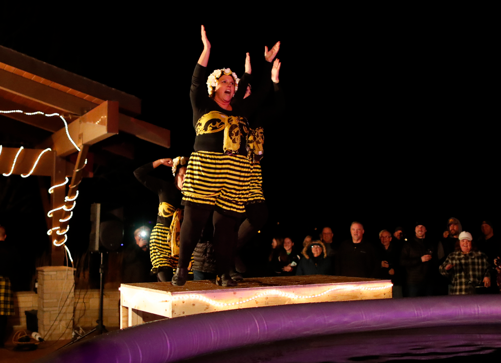 The Hawkeye Wrestling Club Arctic Plunge Saturday, January 27, 2018 at Brown Dear Golf Course in Coralville. (Brian Ray/hawkeyesports.com)