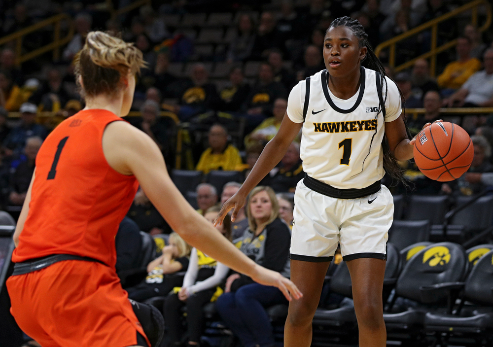Iowa guard Tomi Taiwo (1) dribbles the ball during the first quarter of their overtime win against Princeton at Carver-Hawkeye Arena in Iowa City on Wednesday, Nov 20, 2019. (Stephen Mally/hawkeyesports.com)
