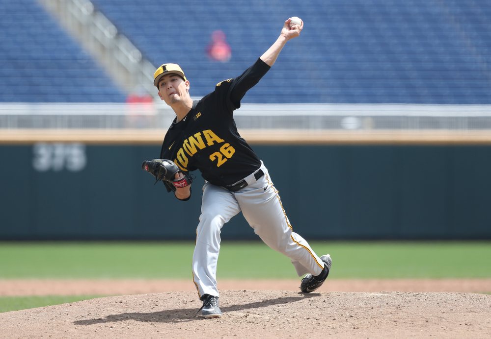 Iowa Hawkeyes Adam Ketelsen (26) against the Nebraska Cornhuskers in the first round of the Big Ten Baseball Tournament Friday, May 24, 2019 at TD Ameritrade Park in Omaha, Neb. (Brian Ray/hawkeyesports.com)