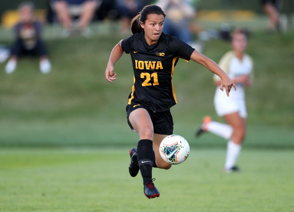 Iowa Hawkeyes forward Emma Tokuyama (21) against Western Michigan Thursday, August 22, 2019 at the Iowa Soccer Complex. (Brian Ray/hawkeyesports.com)