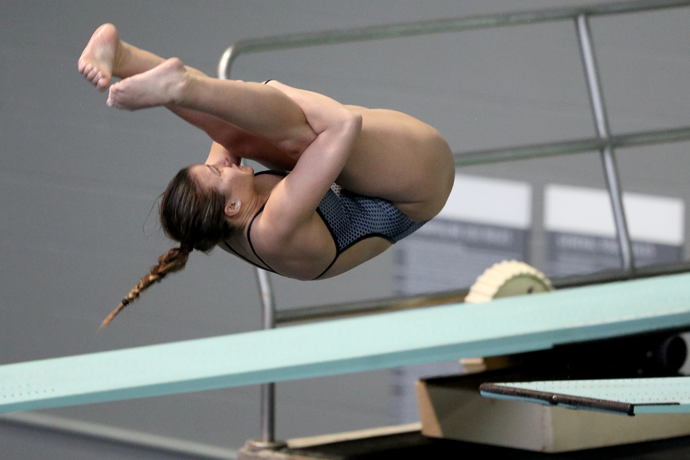 IowaÕs Jayah Mathews competes on the 3 meter springboard against Notre Dame and Illinois Saturday, January 11, 2020 at the Campus Recreation and Wellness Center. (Brian Ray/hawkeyesports.com)