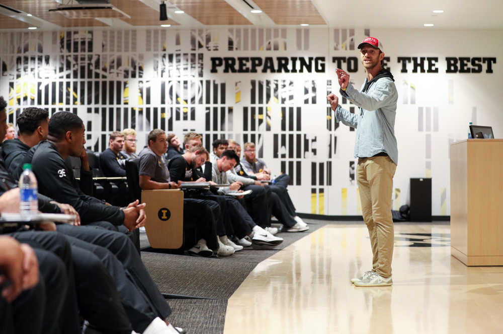 Honorary Captain Ricky Stanzi addresses the team Friday, October 11, 2019 at the Hansen Football Performance Center. (Brian Ray/hawkeyesports.com)
