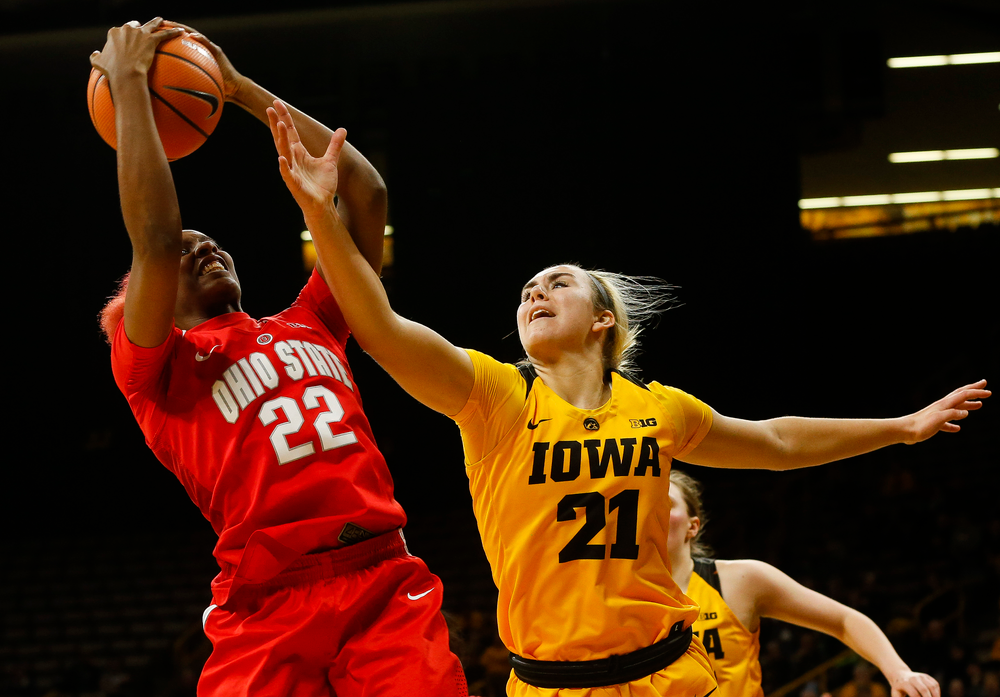 Ohio State Buckeyes forward Alexa Hart (22) pulls down a rebound during a game against the Iowa Hawkeyes at Carver-Hawkeye Arena on January 25, 2018. (Tork Mason/hawkeyesports.com)