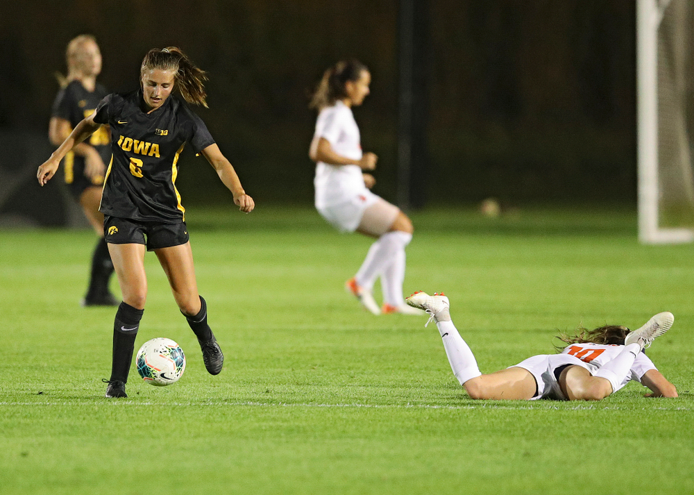 Iowa midfielder Isabella Blackman (6) moves with the ball during the first half of their match against Illinois at the Iowa Soccer Complex in Iowa City on Thursday, Sep 26, 2019. (Stephen Mally/hawkeyesports.com)