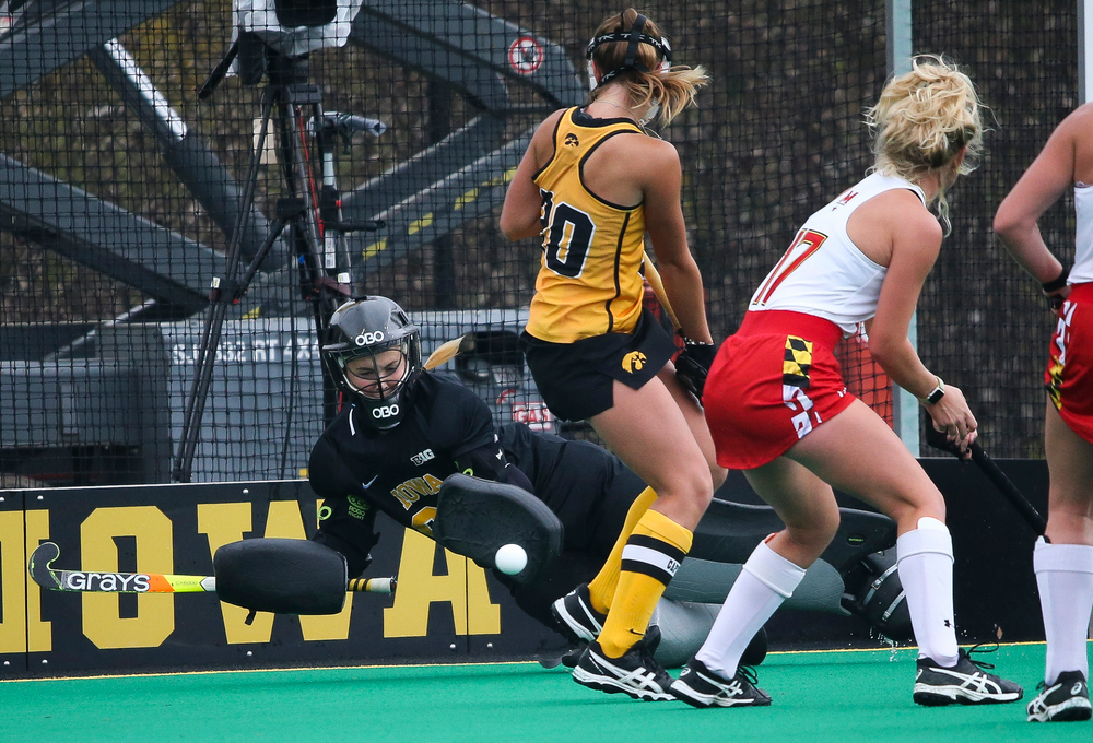 Iowa Hawkeyes goalkeeper Leslie Speight (96) makes a save during a game against Maryland at Grant Field on October 14, 2018. (Tork Mason/hawkeyesports.com)