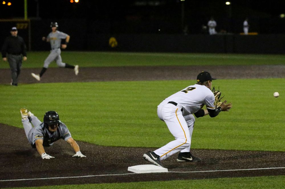 Iowa’s Brendan Sher at baseball vs Milwaukee on Tuesday, April 23, 2019 at Duane Banks Field. (Lily Smith/hawkeyesports.com)