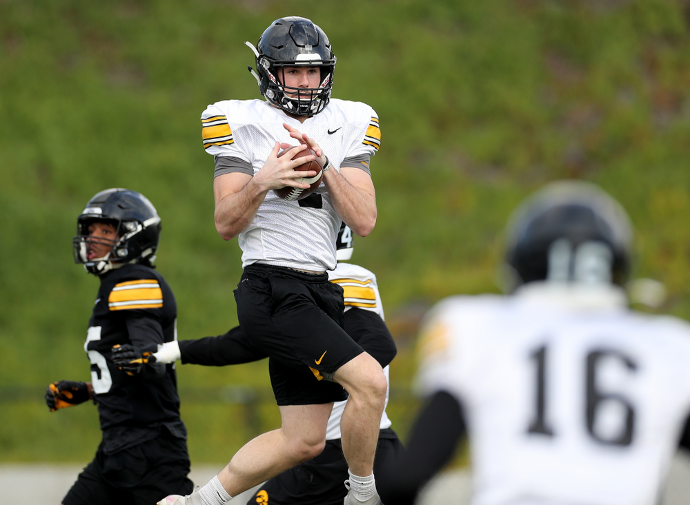 Iowa Hawkeyes defensive back Wes Dvorak (1) during Holiday Bowl Practice No. 3 Tuesday, December 24, 2019 at San Diego Mesa College. (Brian Ray/hawkeyesports.com)