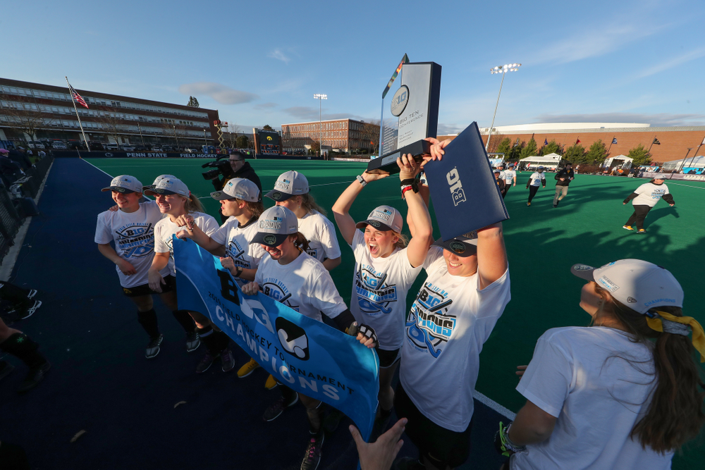 The Iowa Hawkeyes celebrate their victory over Penn State in the 2019 Big Ten Field Hockey Tournament Championship Game Sunday, November 10, 2019 in State College. (Brian Ray/hawkeyesports.com)