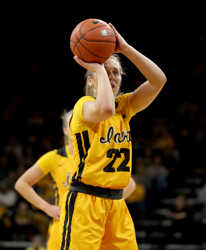 Iowa Hawkeyes guard Kathleen Doyle (22) against the Minnesota Golden Gophers Thursday, February 27, 2020 at Carver-Hawkeye Arena. (Brian Ray/hawkeyesports.com)